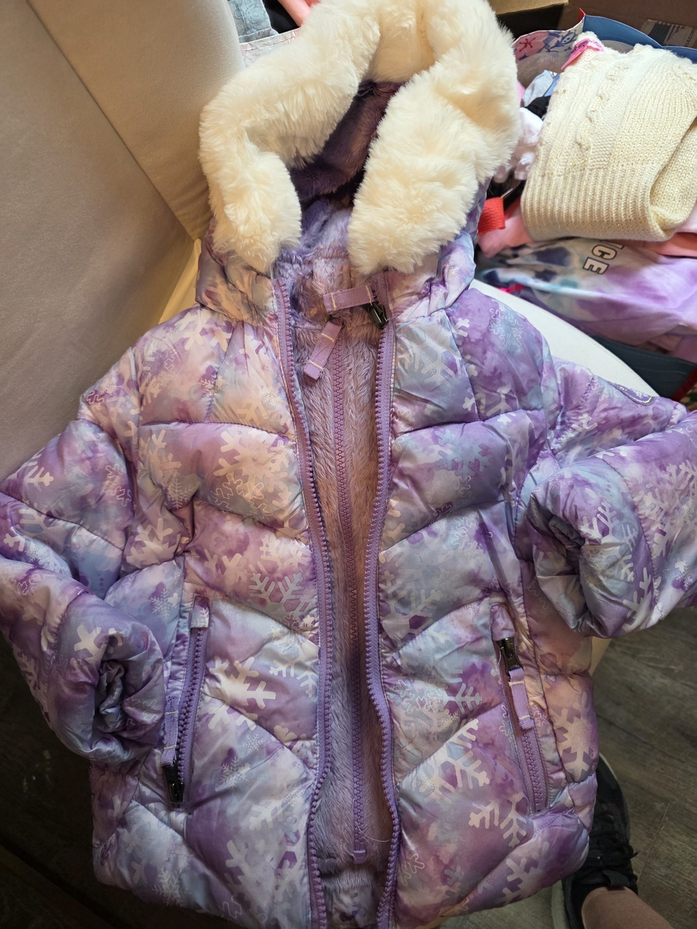 GAP Girls Lavender Purple Snowflake Puffer Coat with Faux Fur Hood